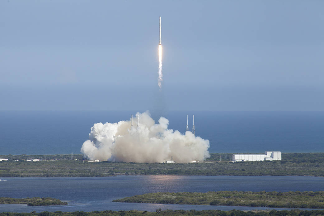A SpaceX Falcon 9 with Dragon capsule sends supplies to the International Space Station