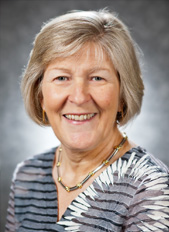 bios CarolynTicknor 3