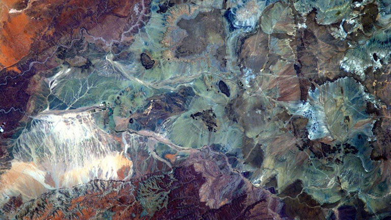 M67_CCFID_257098_2019272102115_GrootKarasMountainsNamibia3