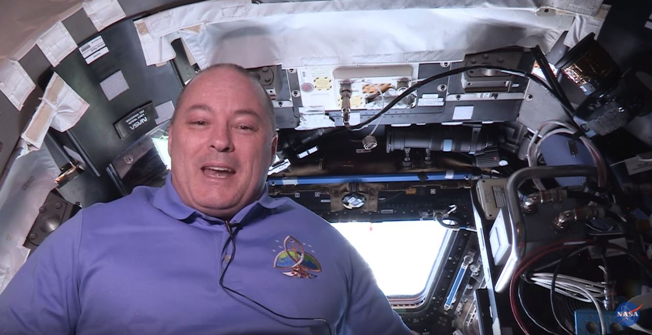 STEMonstration on orbits by ISS crew member Scott Tingle