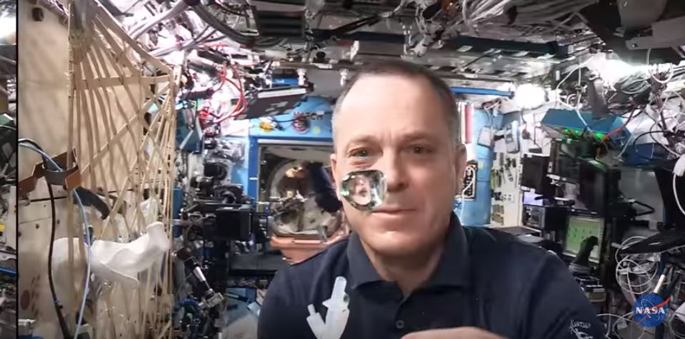 STEMonstration on surface tension by ISS crew member Ricky Arnold