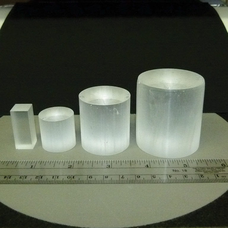 CLYC scintillator crystals