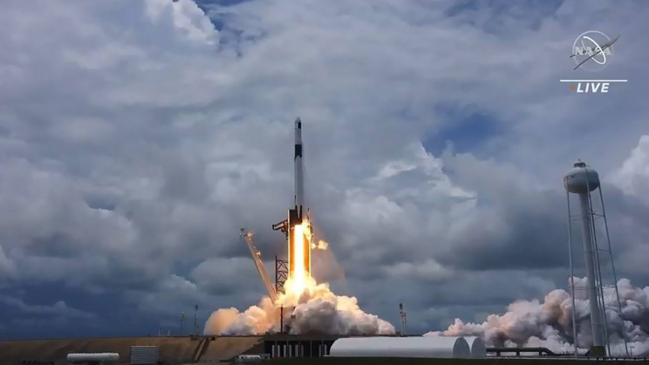 NASAs 22nd SpaceX cargo resupply mission launches.