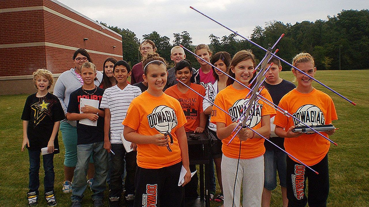 dowagiac middle school ariss upward