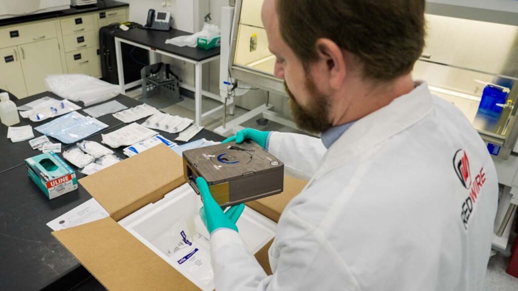 redwire-unboxing-meniscus-iss360 Redwire unboxes its first human meniscus print after returning to Earth with NASAs Crew 6 astronauts.