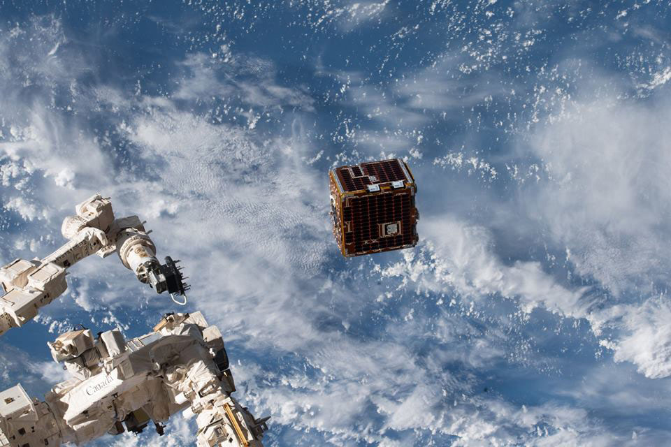 remove debris satellite deployed