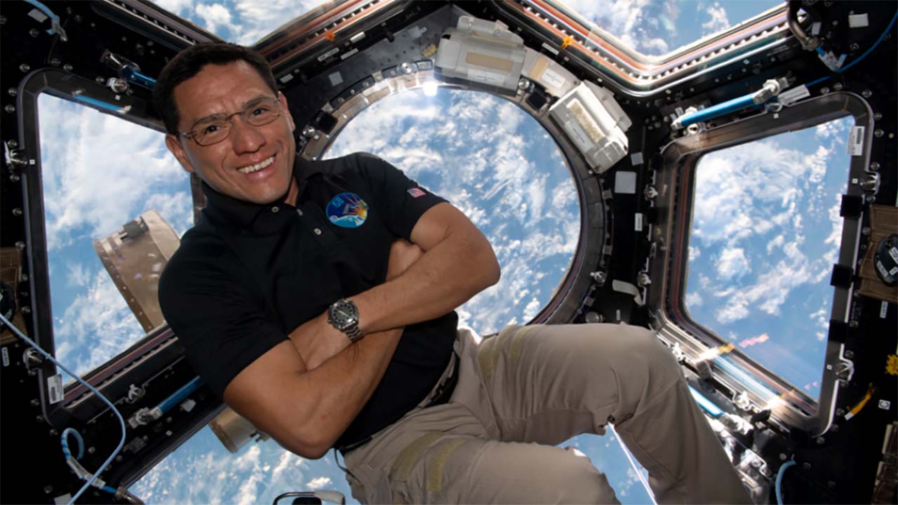 NASA astronaut Frank Rubio poses in the cupola before returning to Earth.