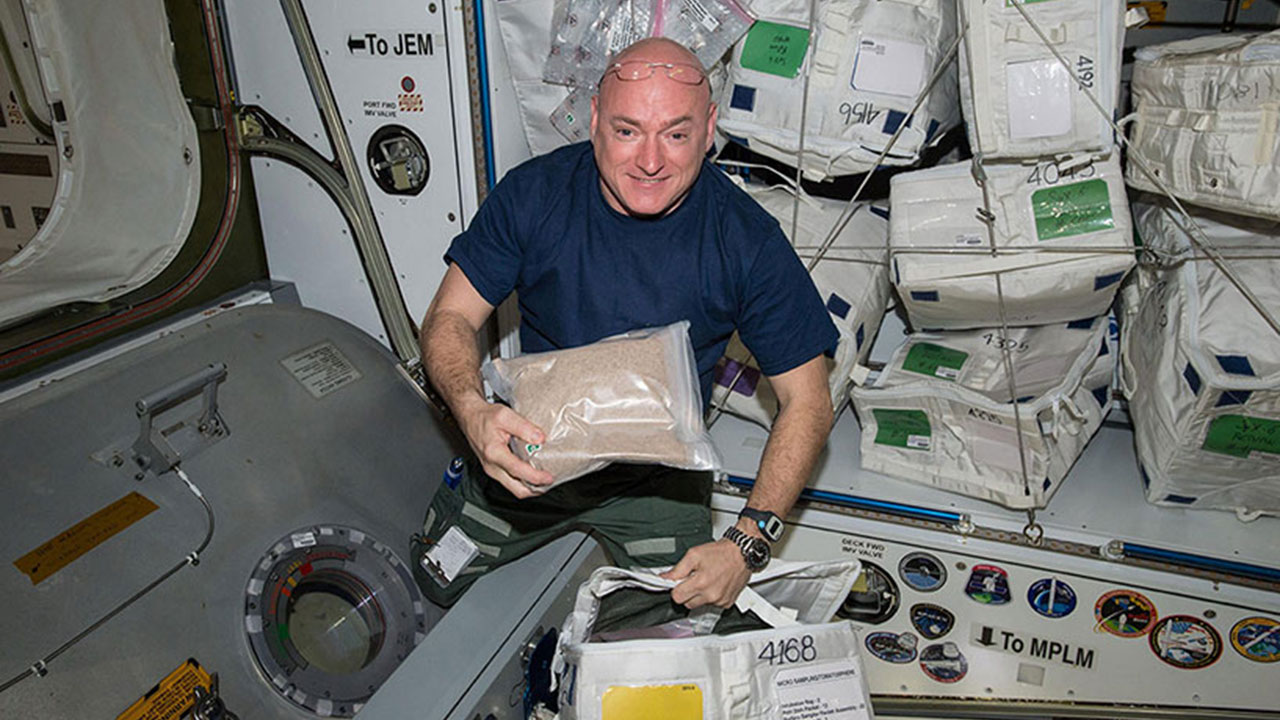 scott kelly tomatosphere