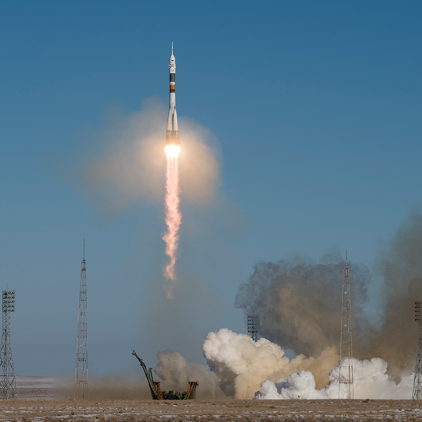 Expedition 54 crew members Scott Tingle of NASA, Anton Shkaplerov of the Russian space agency Roscosmos, and Norishige Kanai of the Japan Aerospace Exploration Agency launched to the International Space Station at 2:21 a.m. EST Dec. 17, 2017 (1:21 p.m. Baikonur time), from the Baikonur Cosmodrome in Kazakhstan.