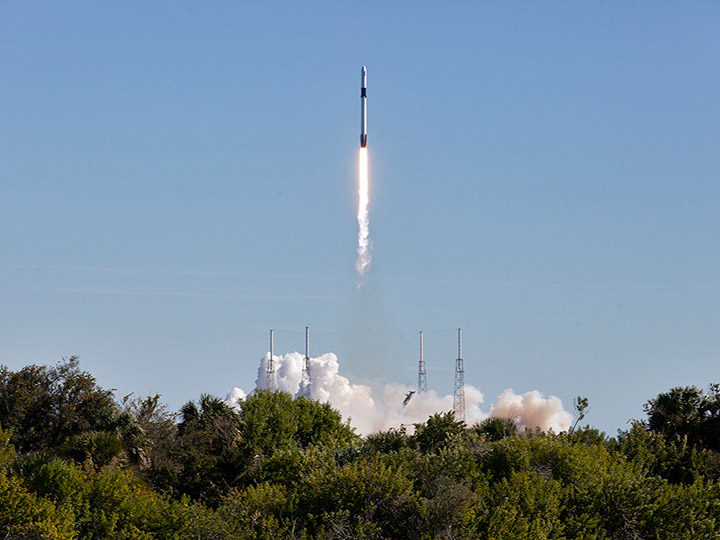The two stage Falcon 9 launch vehicle lifts off Space Launch Complex 40 at Cape Canaveral Air Force Station carrying the SpaceXs Dragon resupply spacecraft to the International Space Station. Liftoff was at 1:16 p.m. EST, Dec. 5, 2018. On its 16th commercial resupply services mission to the space station, Dragon will deliver several science investigations to the space station, including the Global Ecosystem Dynamics Investigation lidar (GEDI). GEDI will provide high quality laser ranging observations of the Earths forests and topography required to advance the understanding of important carbon and water cycling processes, biodiversity and habitat.