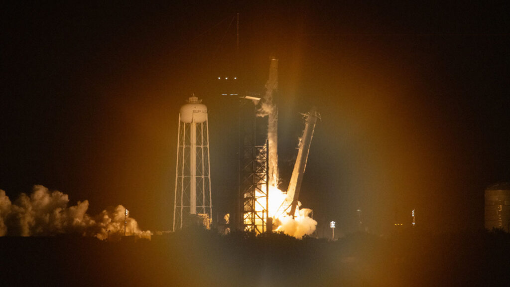 spxcrs29-liftoff SpaceX CRS-29 launches from NASA's Kennedy Space Center on November 9, 2023.