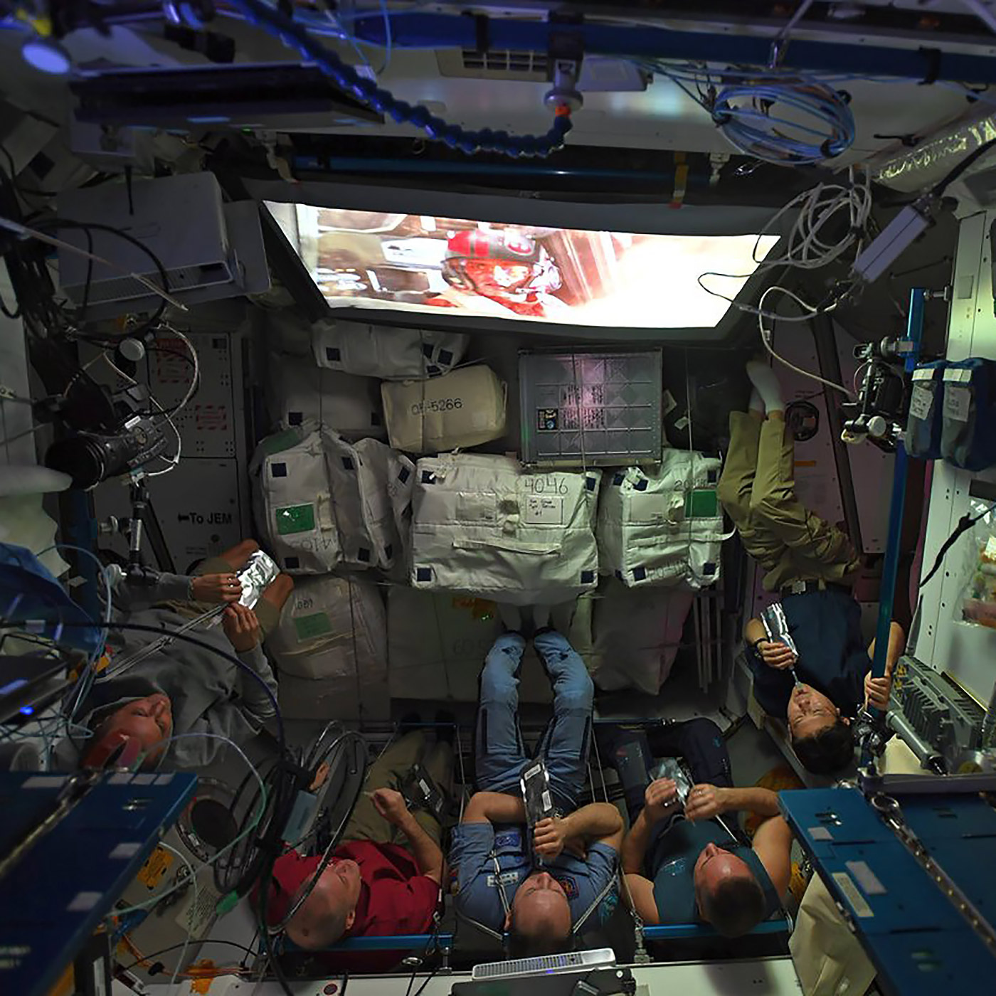 star wars movie on station