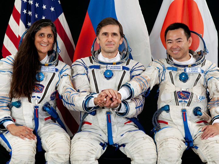 suni williams aki hoshide yuri malenchenko
