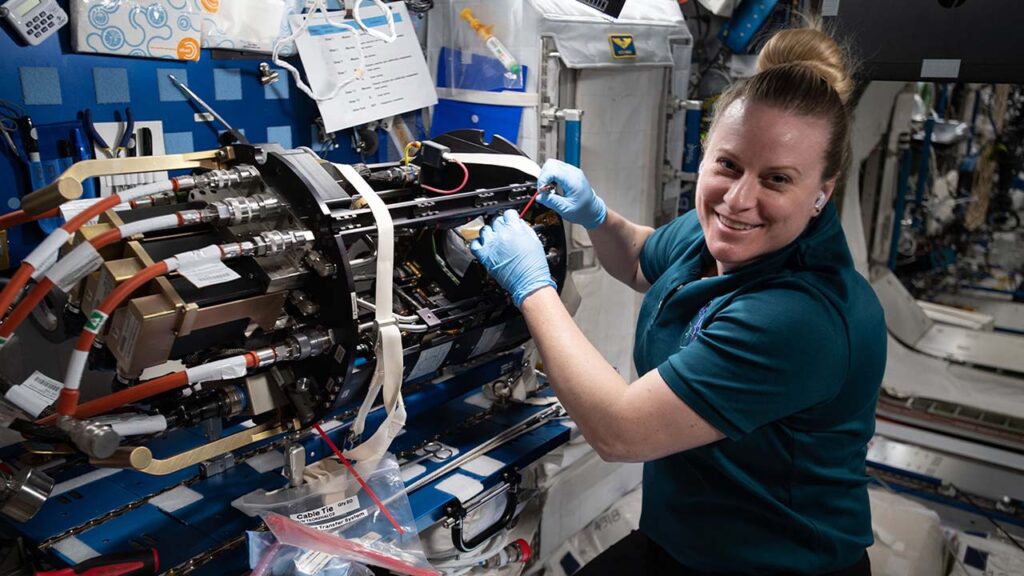 upward-62-cool-flames-kate NASA astronaut Kate Rubins working on the cool flames investigation preparation.