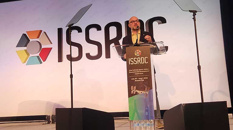 Rich Leshner, VP of government affairs for Vast, gives a lightning talk at ISSRDC 2024