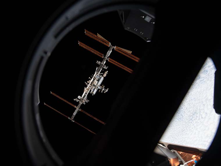 iss066e080912_760