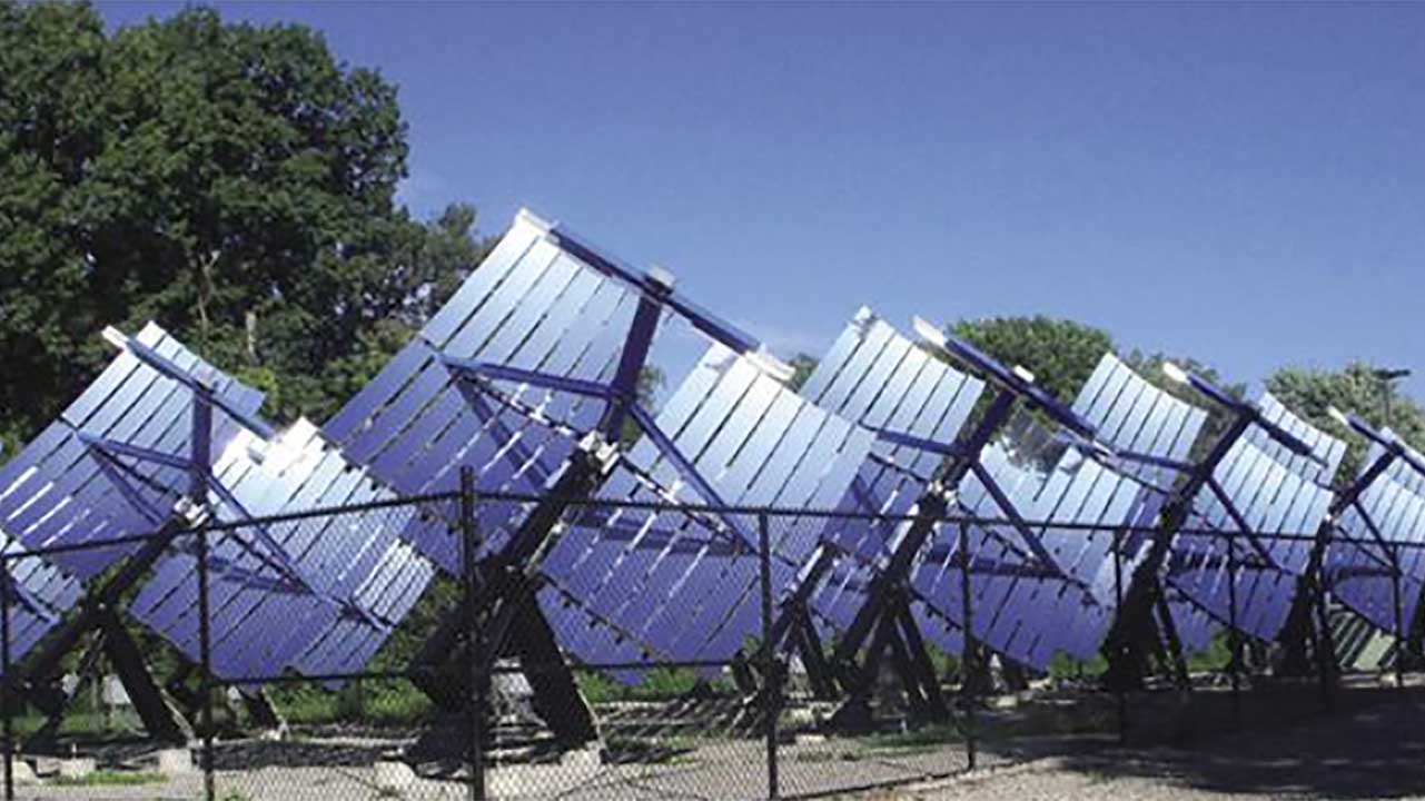 renewable-energy-greenfield-star-gen-jpl Think Green - Utilizing Renewable Solar Energy GreenField Solar’s StarGen uses a tracking system to follow the path of the sun, which the parabolic mirrors concentrate into a small area. The system is approximately 20 percent more efficient than conventional solar panels.